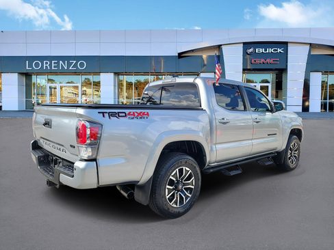 Used 2023 Toyota Tacoma TRD Sport w/ Technology Package AWD/4WD image 5