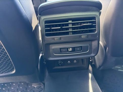 Used 2025 Audi Q7 2.0T Premium Plus AWD/4WD image 23