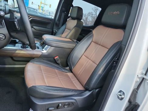 Certified 2024 Chevrolet Silverado 1500 High Country w/ Technology Package image 21