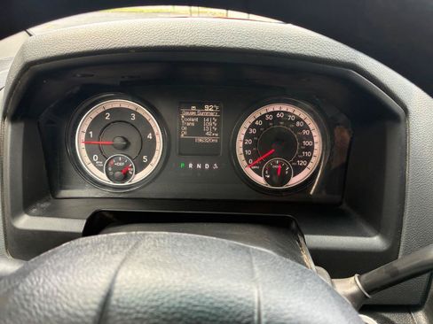 Used 2017 RAM 3500 Tradesman w/ Chrome Appearance Group AWD/4WD image 13