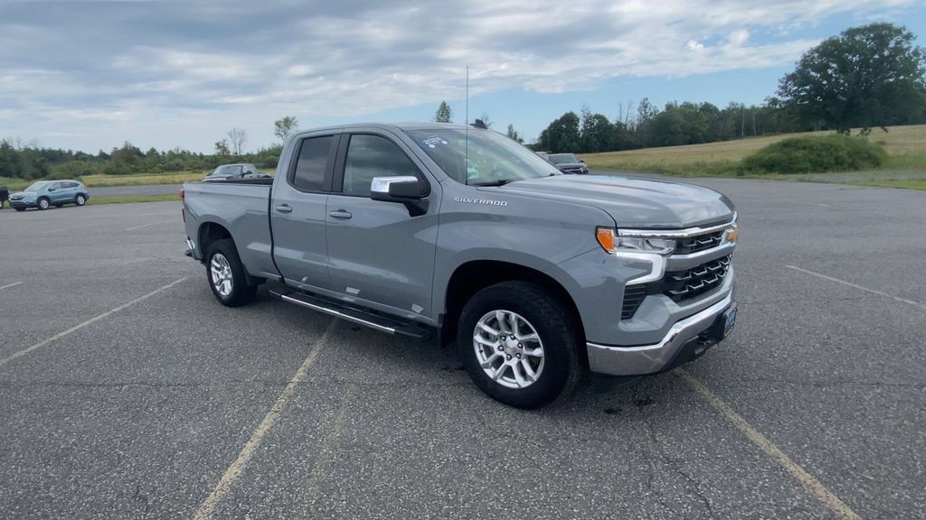 Certified 2024 Chevrolet Silverado 1500 LT AWD/4WD image 2