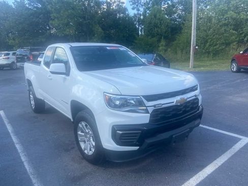 Used 2022 Chevrolet Colorado LT w/ Fleet Safety Package RWD image 3