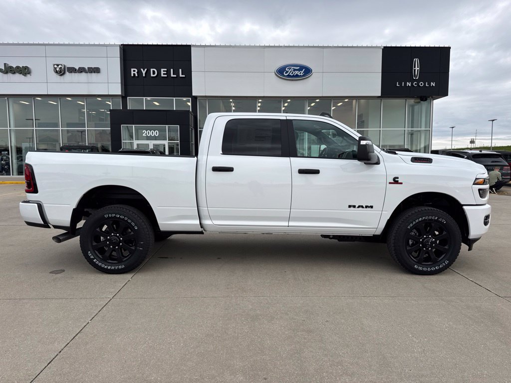 New 2027 RAM 3500 Big Horn AWD/4WD image 2