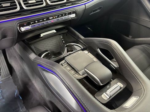 Used 2024 Mercedes-Benz GLE 450 4MATIC w/ AMG Line Exterior image 15