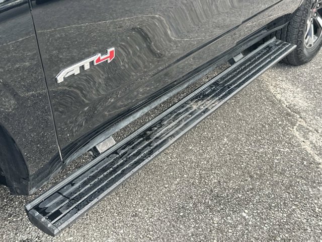 Used 2025 GMC Yukon AT4 Ultimate AWD/4WD image 16