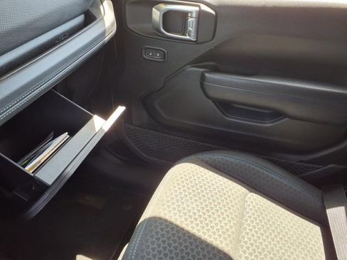 Used 2024 Jeep Wrangler Unlimited Rubicon 4xe image 26