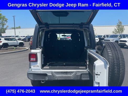 Used 2022 Jeep Wrangler Unlimited Sport AWD/4WD image 25