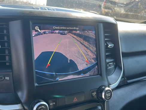 Used 2021 RAM 1500 Big Horn image 17