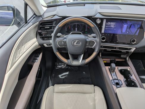 Used 2023 Lexus RX 350 w/ Cold Area Package AWD/4WD image 16