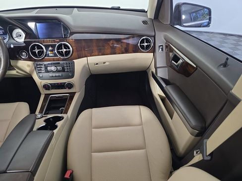 Used 2014 Mercedes-Benz GLK 350 4MATIC image 15