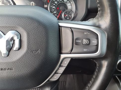 Used 2021 RAM 1500 Big Horn AWD/4WD image 32
