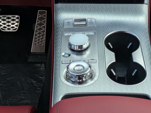 New 2026 Genesis GV70 2.5T Sport Prestige AWD/4WD image 14