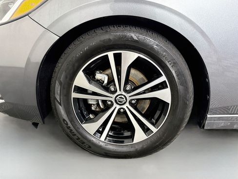 Used 2022 Nissan Sentra SV FWD image 38