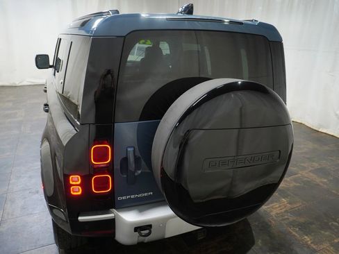 Used 2024 Land Rover Defender 110 S AWD/4WD image 4