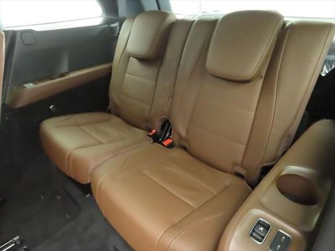 New 2026 Mercedes-Benz GLS 450 4MATIC image 23