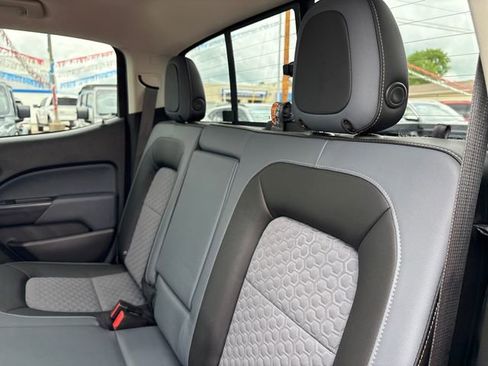 Used 2021 Chevrolet Colorado Z71 AWD/4WD image 21