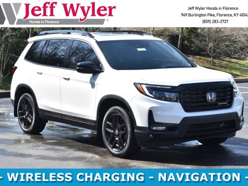 Used 2024 Honda Passport Black Edition image 1