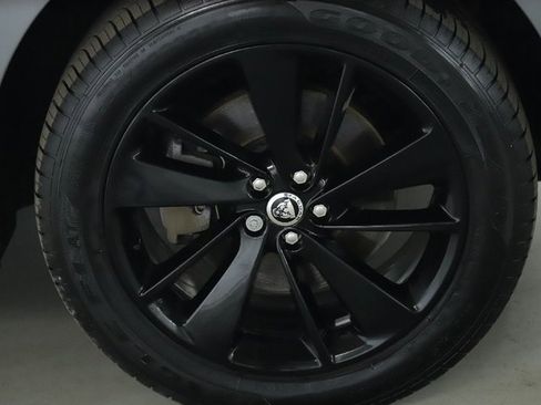 Used 2025 Jaguar F-PACE R-Dynamic S image 41