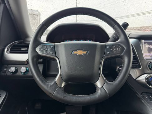 Used 2018 Chevrolet Tahoe LT w/ Luxury Package AWD/4WD image 17