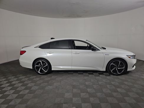 Certified 2022 Honda Accord Sport image 3