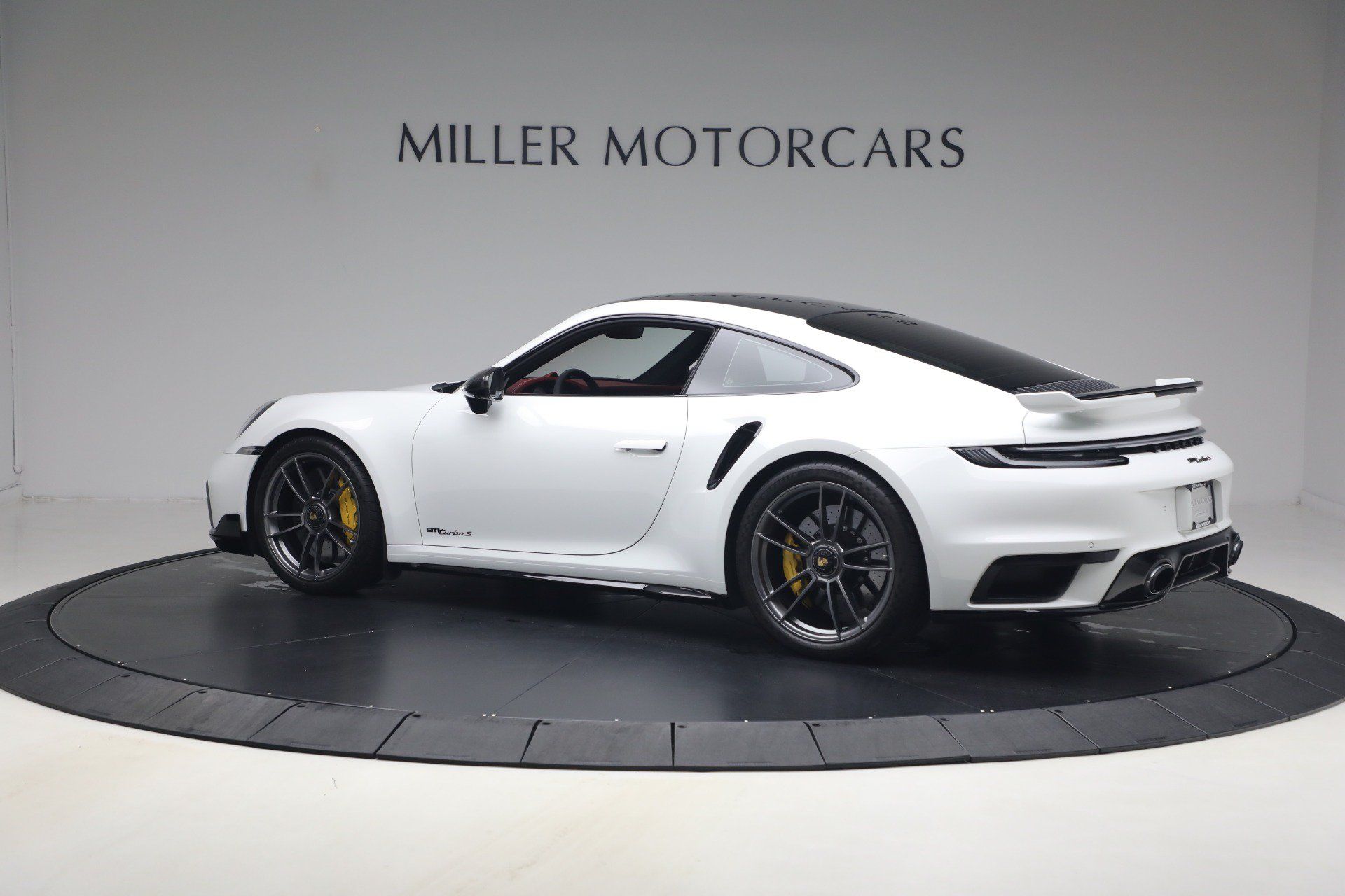 Used 2022 Porsche 911 Turbo S AWD/4WD image 4