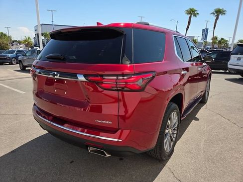 Certified 2023 Chevrolet Traverse Premier w/ LPO, Cargo Package FWD image 6