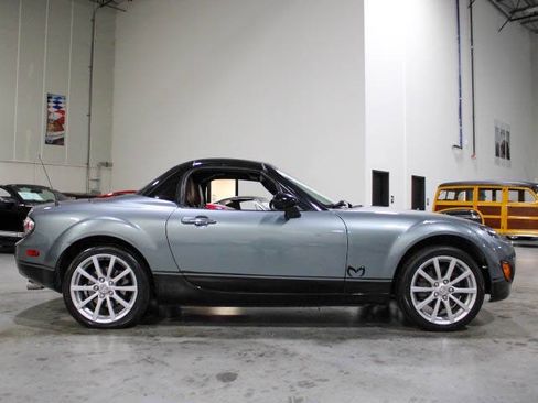 Used 2007 MAZDA MX-5 Miata Grand Touring w/ Premium Pkg image 23