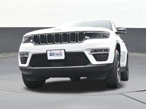Used 2024 Jeep Grand Cherokee Limited w/ Trailer Tow Package AWD/4WD image 55