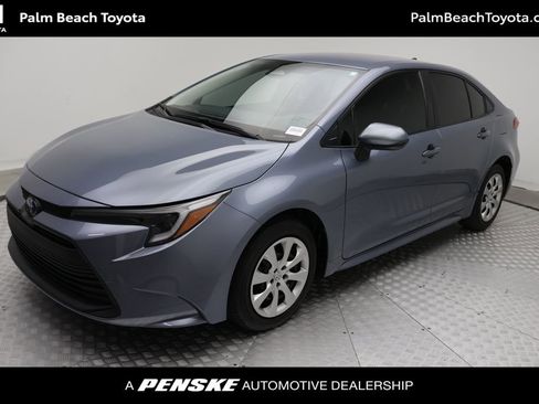 Certified 2024 Toyota Corolla LE image 1