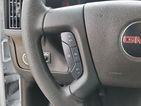 Used 2024 GMC Savana 2500 w/ Driver Convenience Package image 17