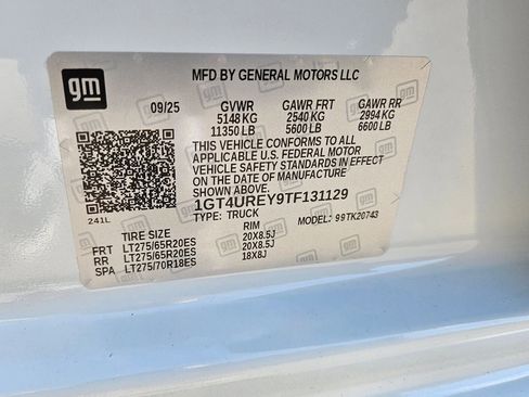 New 2026 GMC Sierra 2500 Denali w/ Denali Reserve Package image 30