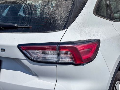 Used 2020 Ford Escape S FWD image 8