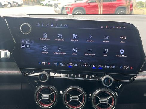 Used 2024 Chevrolet Blazer EV RS AWD/4WD image 18