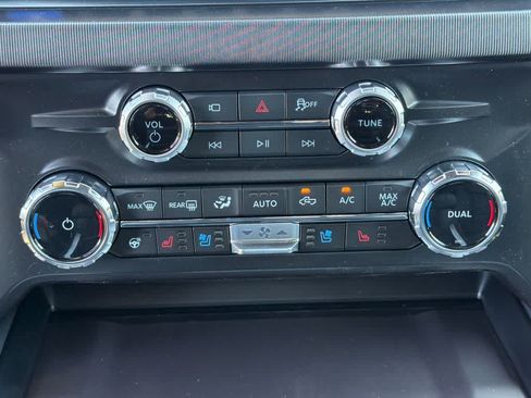 New 2026 Ford F250 Platinum AWD/4WD image 28