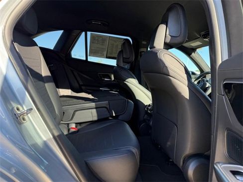 Certified 2025 Mercedes-Benz GLC 300 4MATIC image 12