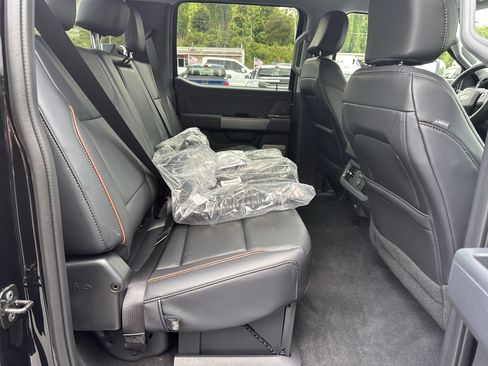 Used 2026 Ford F250 Lariat w/ Lariat Ultimate Package AWD/4WD image 19