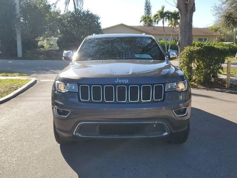 Used 2020 Jeep Grand Cherokee Limited w/ Luxury Group II image 8