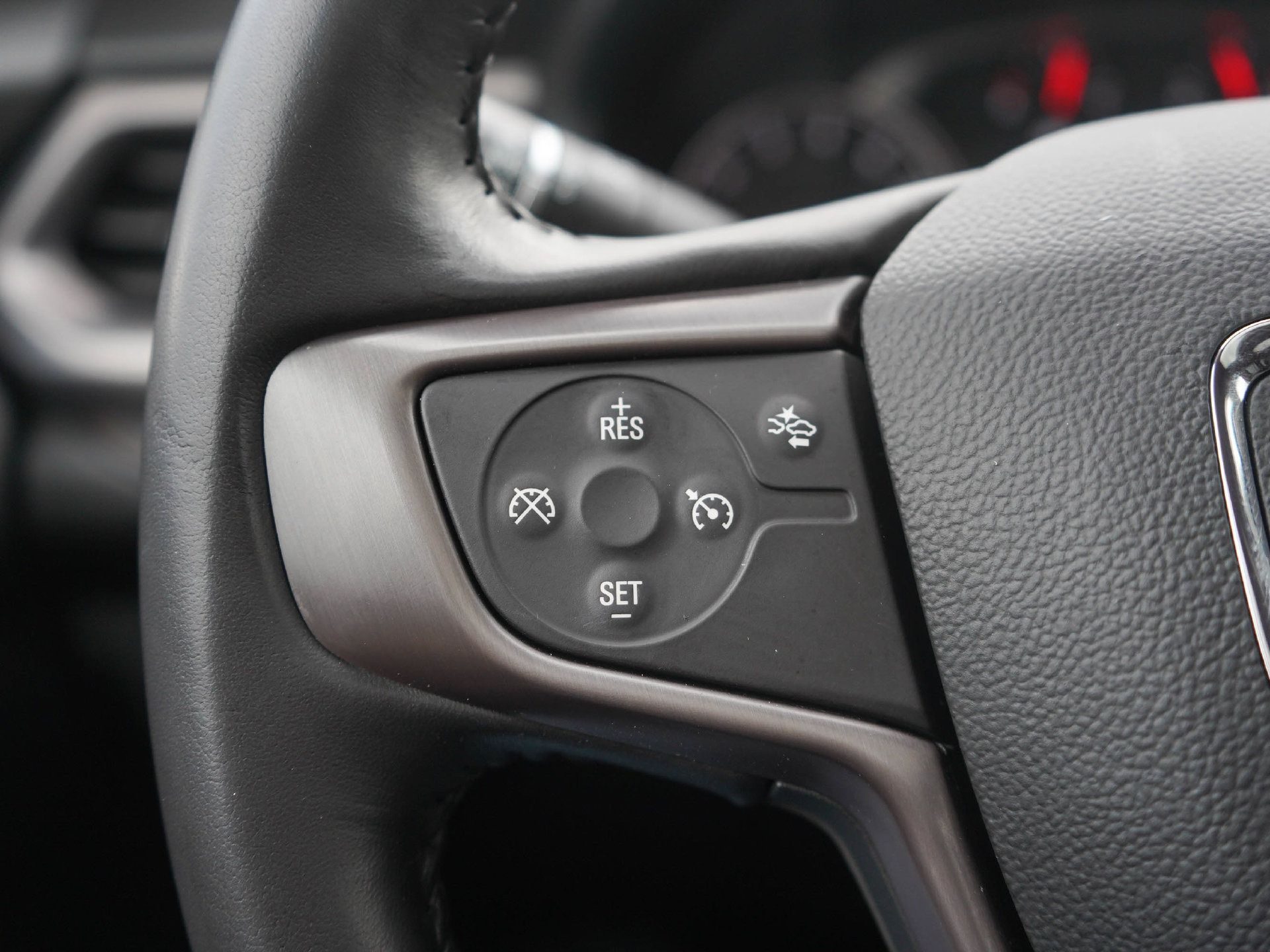 Used 2020 GMC Acadia AT4 w/ Driver Alert Package II AWD/4WD image 24