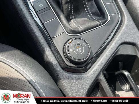 Used 2023 Volkswagen Taos SEL AWD/4WD image 32