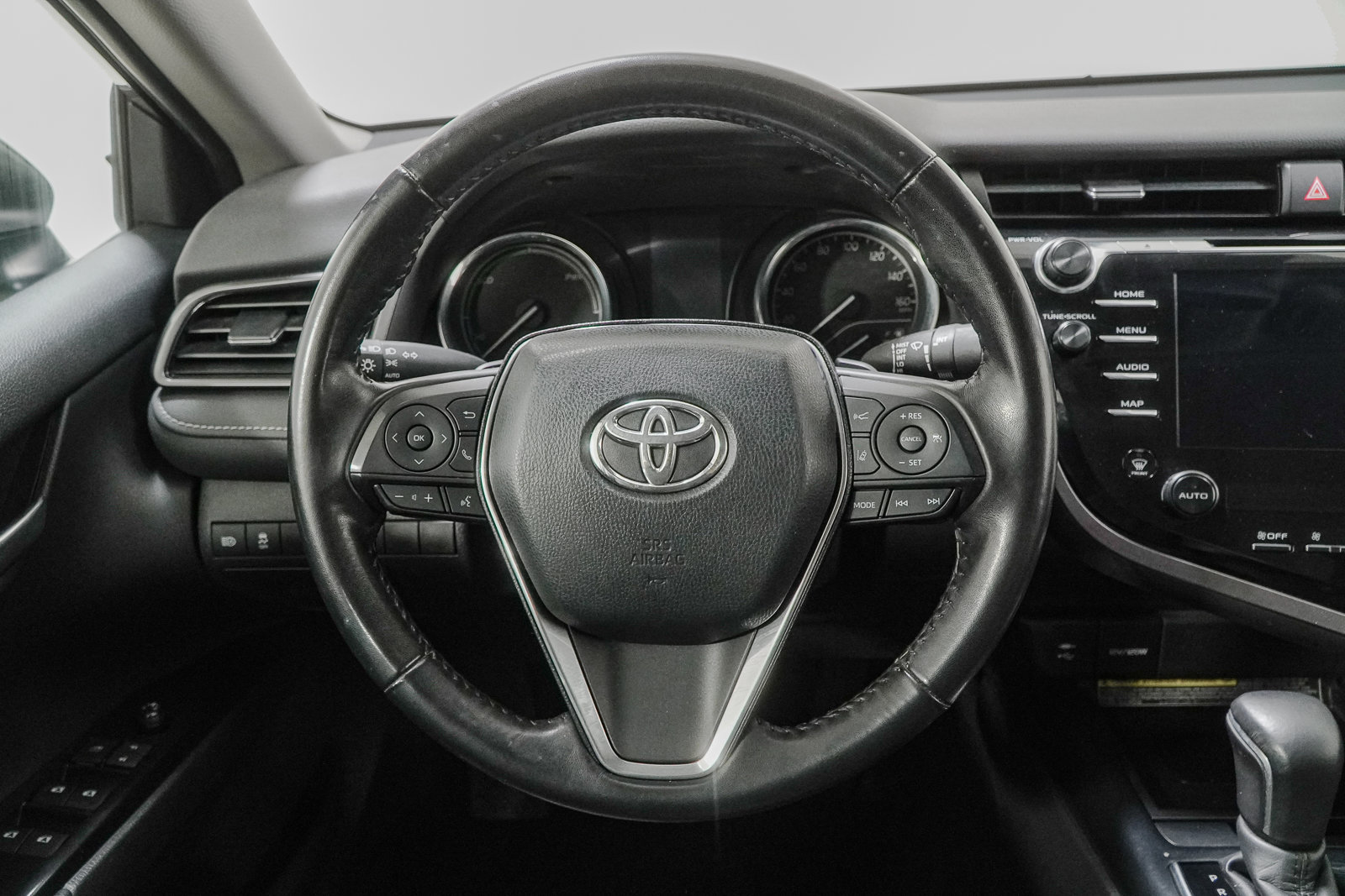 Used 2019 Toyota Camry SE w/ Audio Package FWD image 23