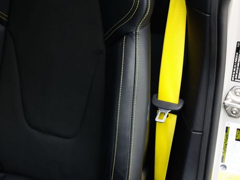 Used 2022 Porsche 911 GT3 RWD image 27