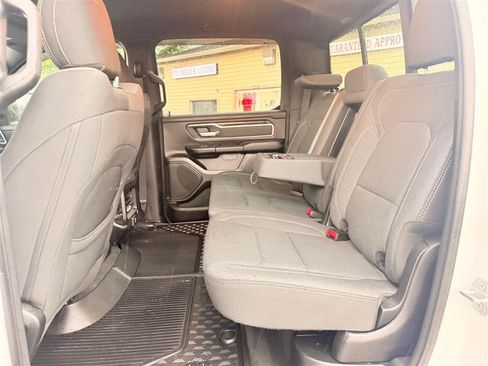 Used 2020 RAM 1500 Big Horn AWD/4WD image 18