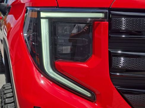 Used 2024 GMC Sierra 1500 Elevation w/ Max Trailering Package AWD/4WD image 10