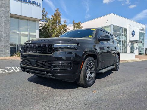 Used 2023 Jeep Wagoneer Series II w/ Convenience Group I image 9