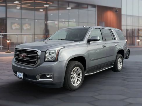 Used 2018 GMC Yukon SLT AWD/4WD image 4