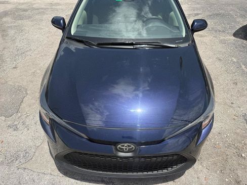 Used 2021 Toyota Corolla LE w/ Carpet Mat Package (TMS) FWD image 14