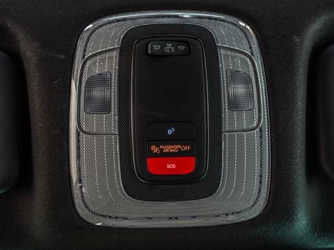 Certified 2025 Hyundai Elantra SEL FWD image 27