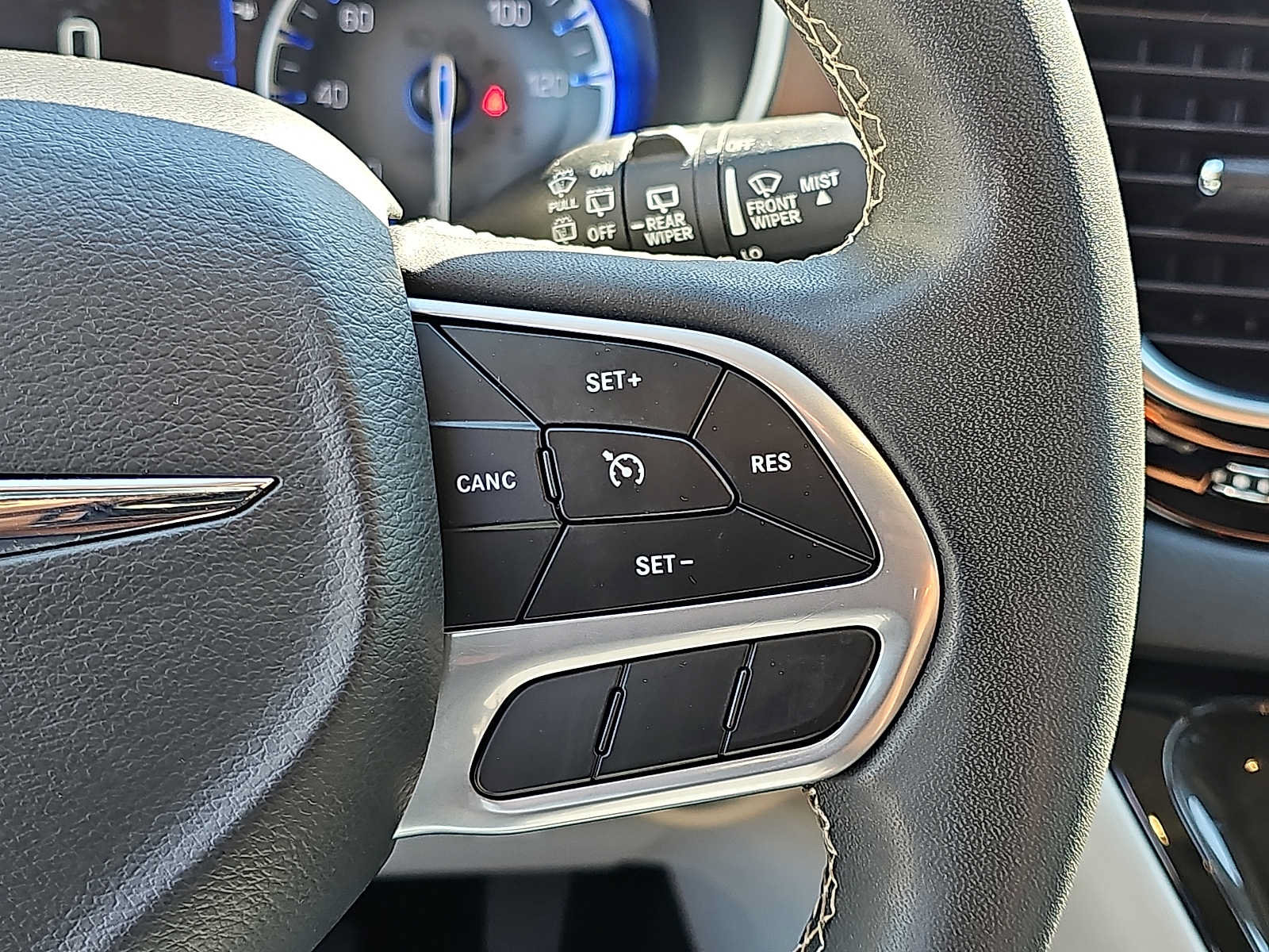 Used 2024 Chrysler Voyager LX FWD image 24