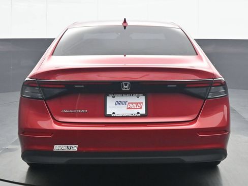 Used 2024 Honda Accord EX image 5