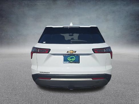 Certified 2026 Chevrolet Equinox LT FWD image 5